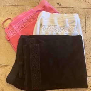 Juicy couture crochet embellished capri lot